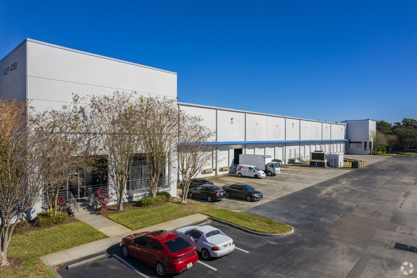 distribution center construction safety bg image